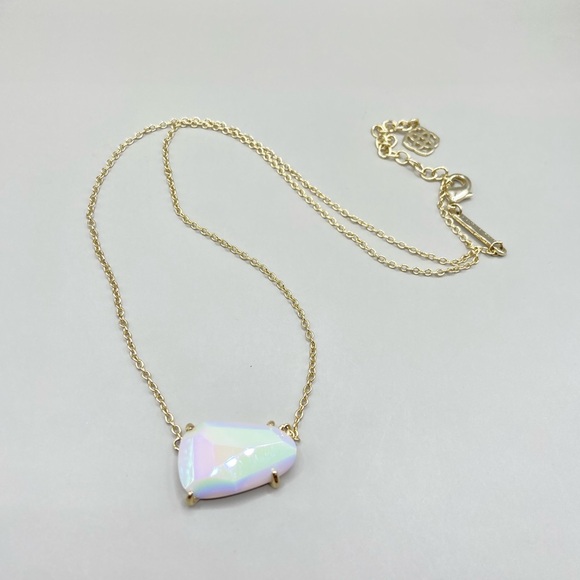 Kendra Scott Isla Necklace - Picture 7 of 7